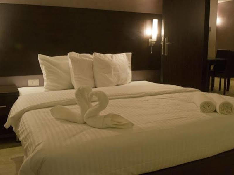 Diamond Hotel Amman Zewnętrze zdjęcie