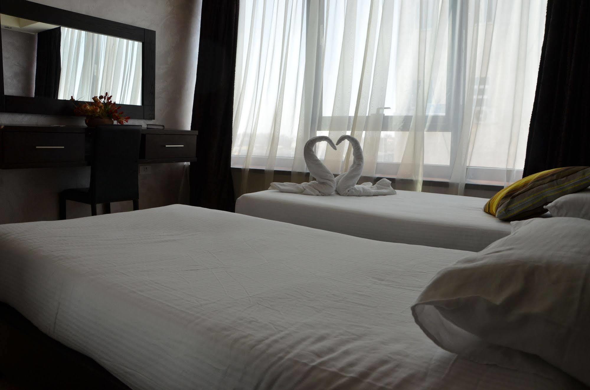 Diamond Hotel Amman Zewnętrze zdjęcie